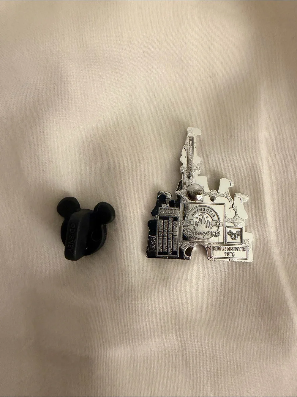 Walt Disney World Hidden Disney Mickey Castle Pin 2025 Wave B WDW Pride Rainbow